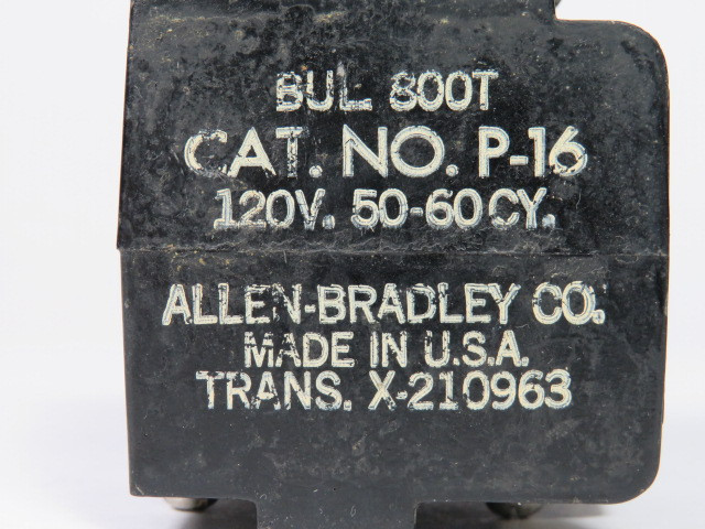 Allen-Bradley 800T-P16B Old Style Pilot Light 120VAC 50/60Hz Blue Lens USED
