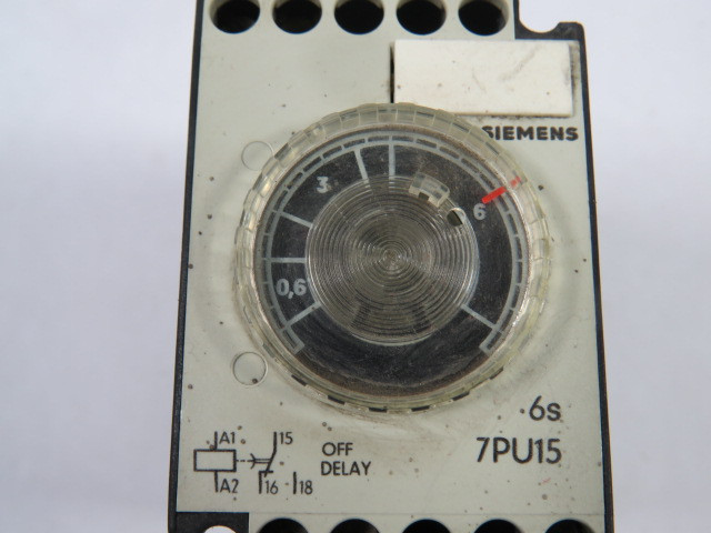 Siemens 7PU1540-1AK20 Time Delay Relay 120-127V 50/60Hz 6Sec SHELF WEAR USED