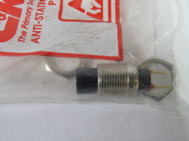 C&K 8532TCBE2 Sub-Miniature Push Button Switch 1A 120VAC 15/32" Bushing ! NWB !