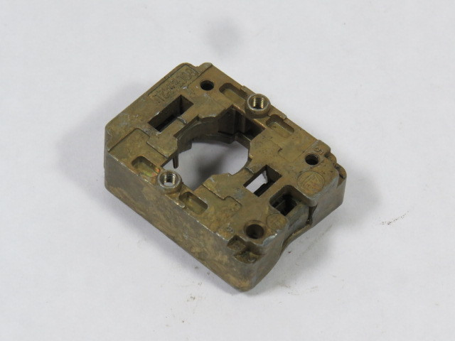 Allen-Bradley 800E-A2L Mounting Latch Gold USED