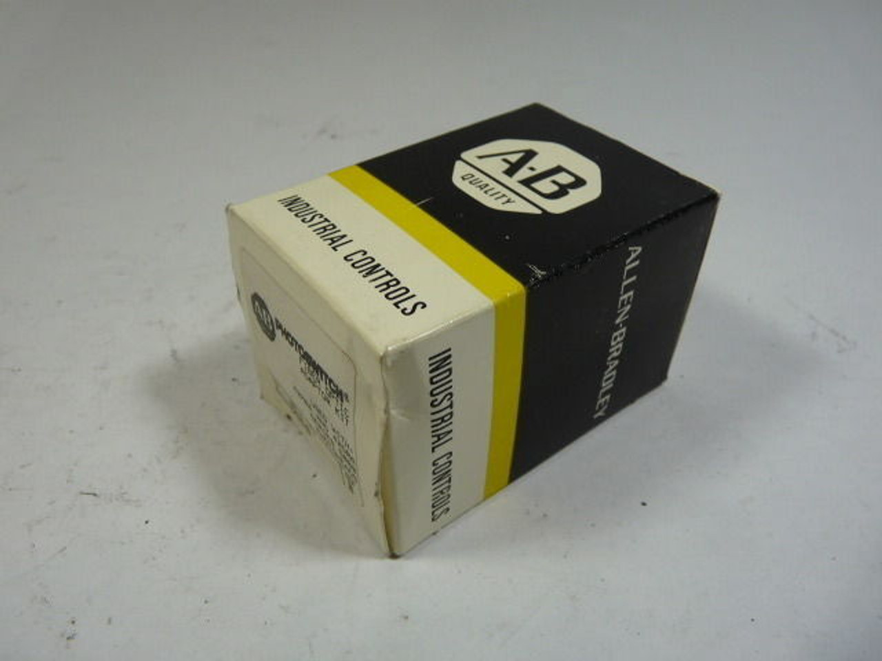 Allen-Bradley 61-5550 Green Line Adapter Kit ! NEW !