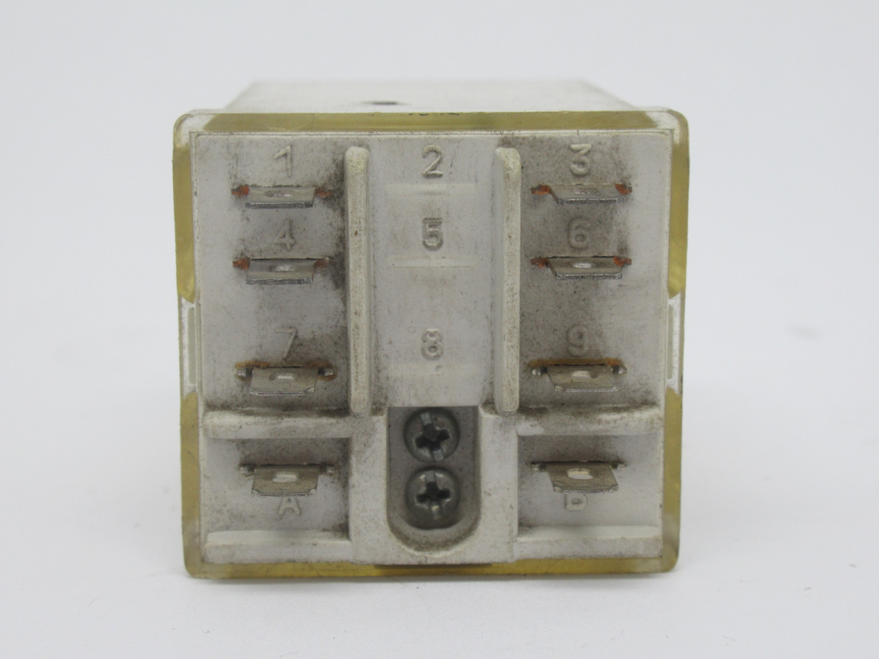 Finder 62.32.8.110.0000 Relay Coil 110VAC 10A 250/380VAC 8 Blade USED