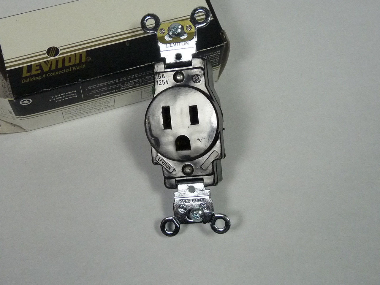 Leviton 5261 Receptacle 15A 125V 2P 2W Nema 5-15R Brown ! NEW !