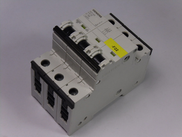 Siemens 5SY4310-7 Supplementary Circuit Breaker 3Pole 10Amp 400V USED