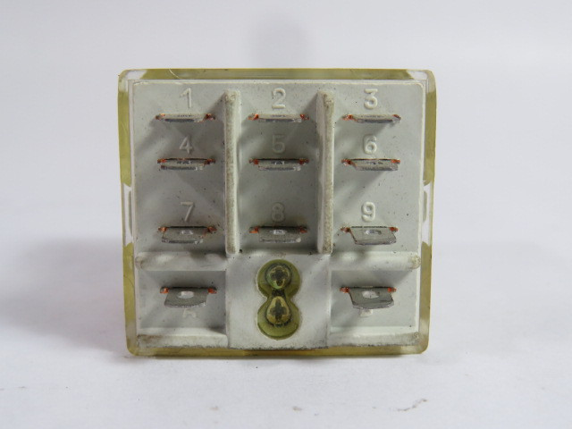 Finder 62.33.8.110.0000 Relay 16A 250V 110VAC USED