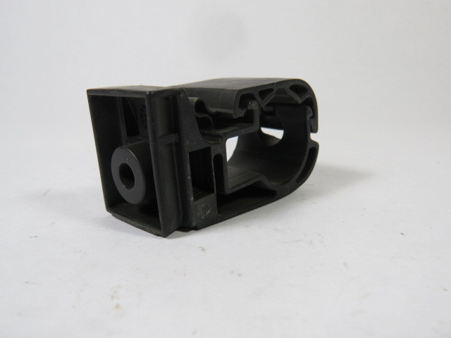 Transair 66975001 Fixing Clip 2" OD USED