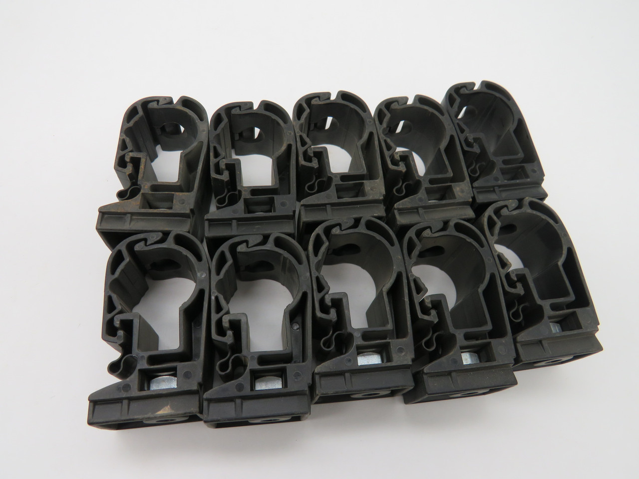 Transair 66972501 Pipe Hanger 1" Lot of 10 USED