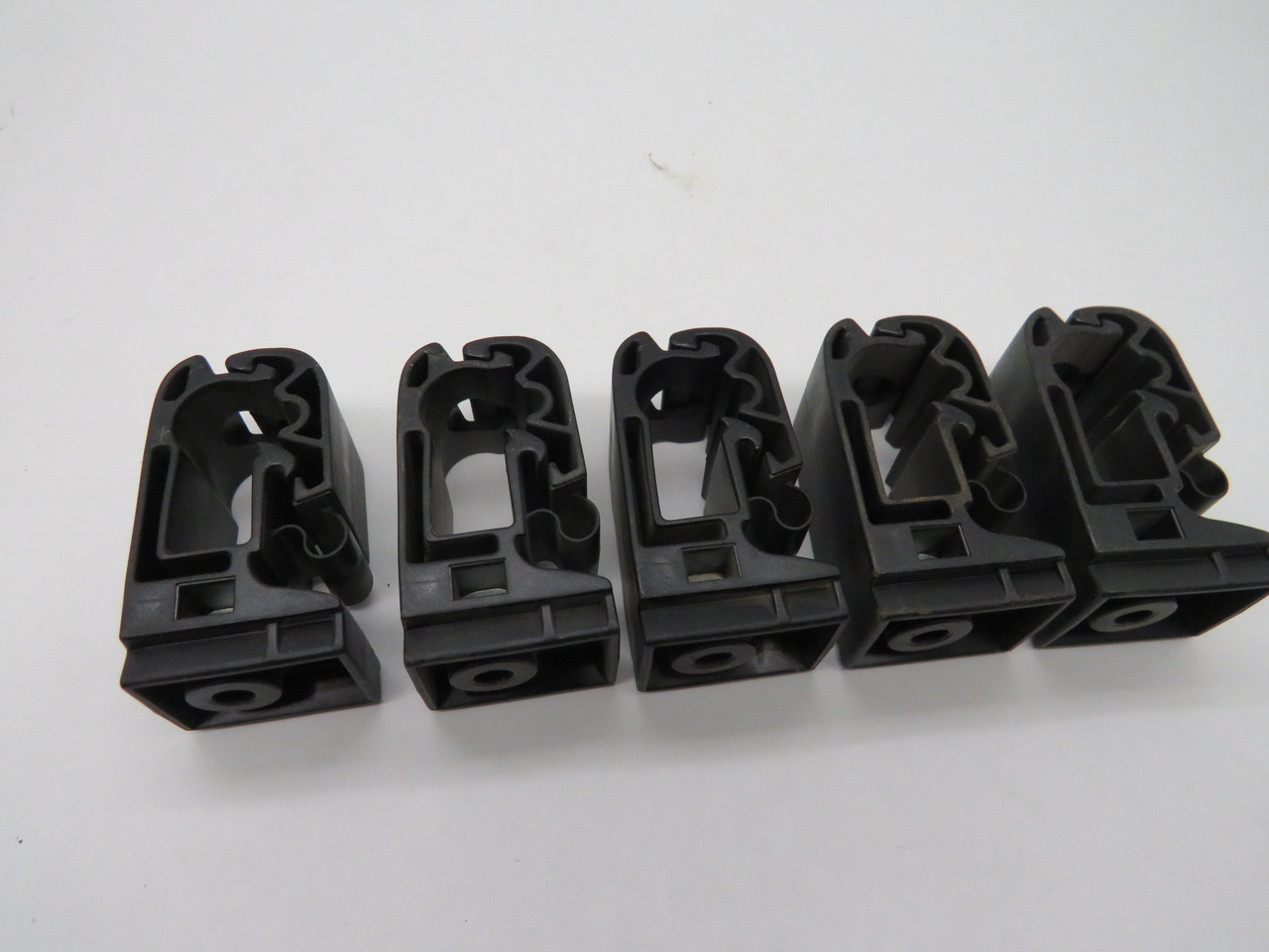 Transair 66971701 Pipe Hanger 1/2" Lot of 5 USED