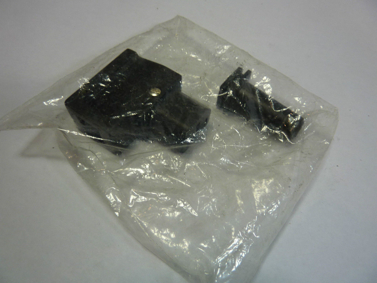OHEIL 4021 Solenoid Valve 10 Amp 250V ! NEW !