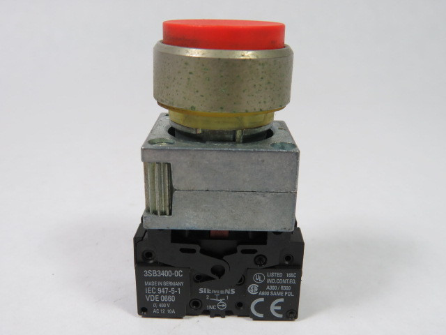 Siemens 3SB3201-0BA1 Push Button 1NO 1NC Red Extended USED
