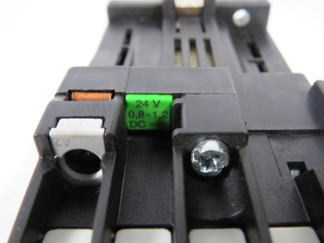 Siemens 3TH4364-0B Control Relay 6NO+4NC 24VDC USED