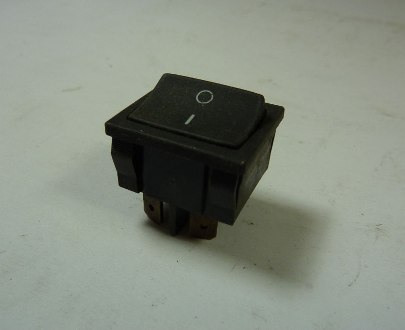 O&K 2-D ON/OFF Rocker Switch 4 Amp 125V USED