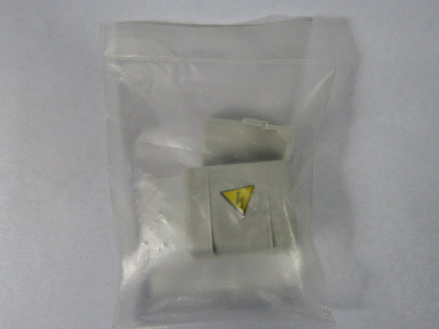 Allen-Bradley 194L-E20-C34 Terminal Cover 20-25A 3-Pole Bag of 2 ! NWB !