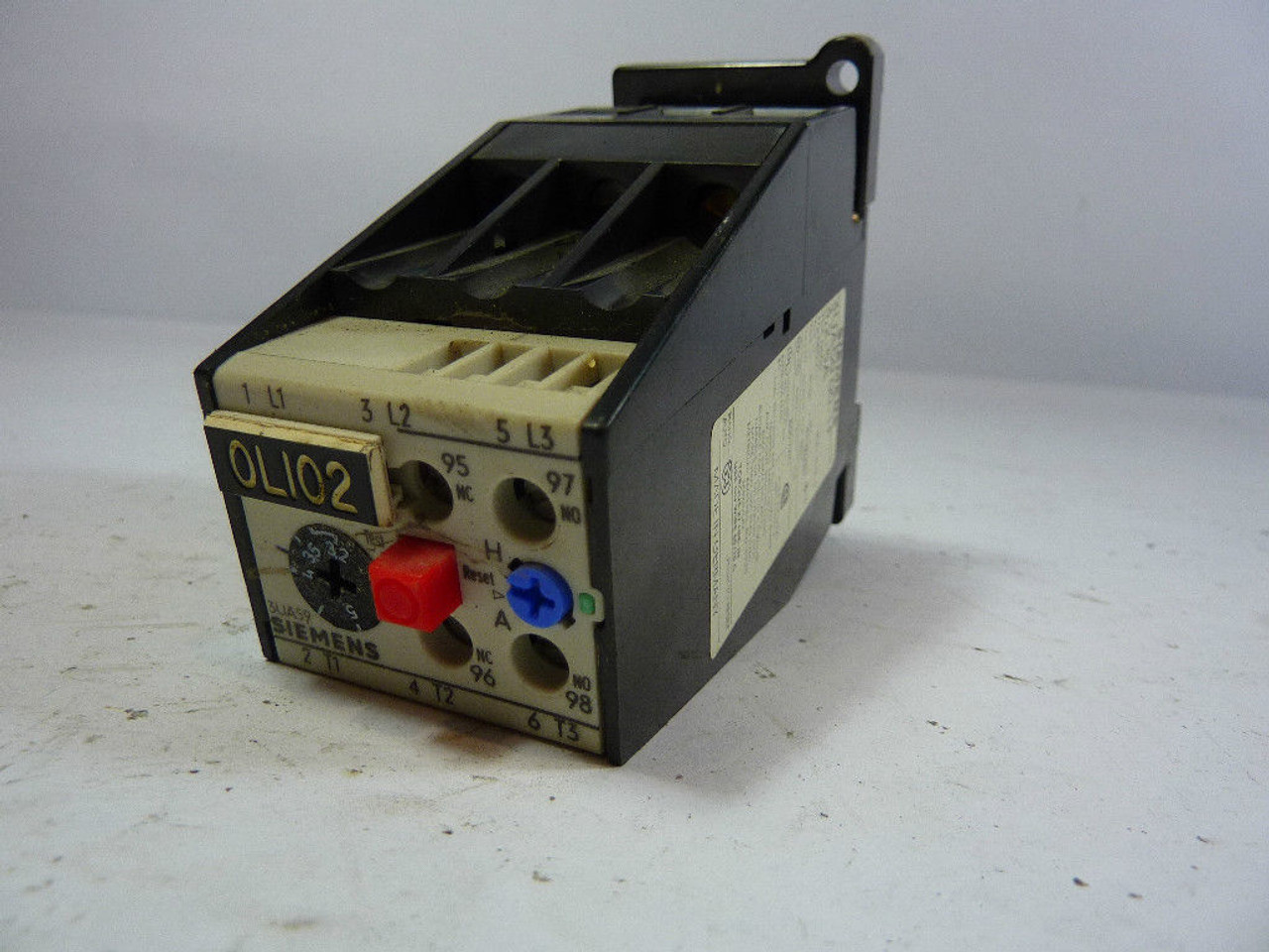 Siemens 3UA59-00-1F Overload Relay 3.5-5.6 Amp USED