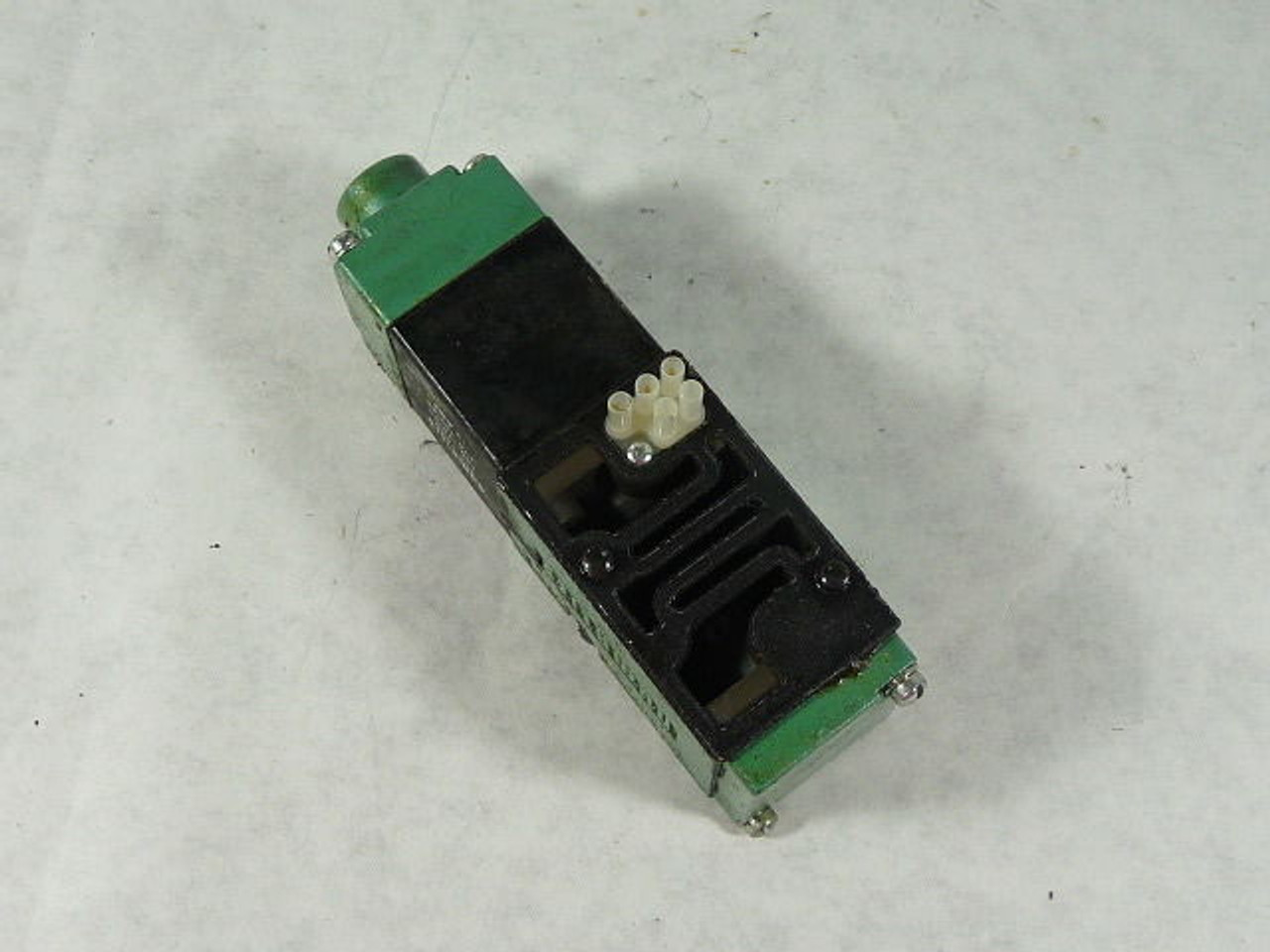 Numatics 081SA415K000030 Pneumatic Valve 150PSI 110/120V 50/60HZ USED