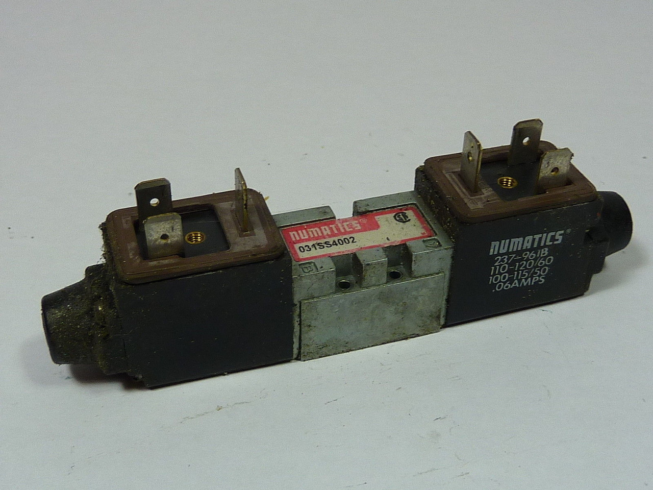 Numatics 031SS4002 Solenoid Valve USED