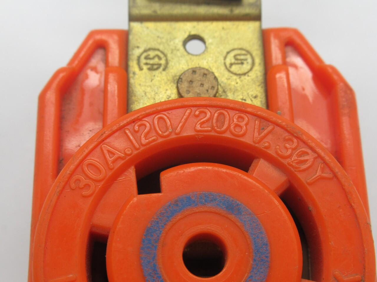 Hubbell IG2810 Isolated Ground Receptacle 30A 120/208V 5W 4P USED