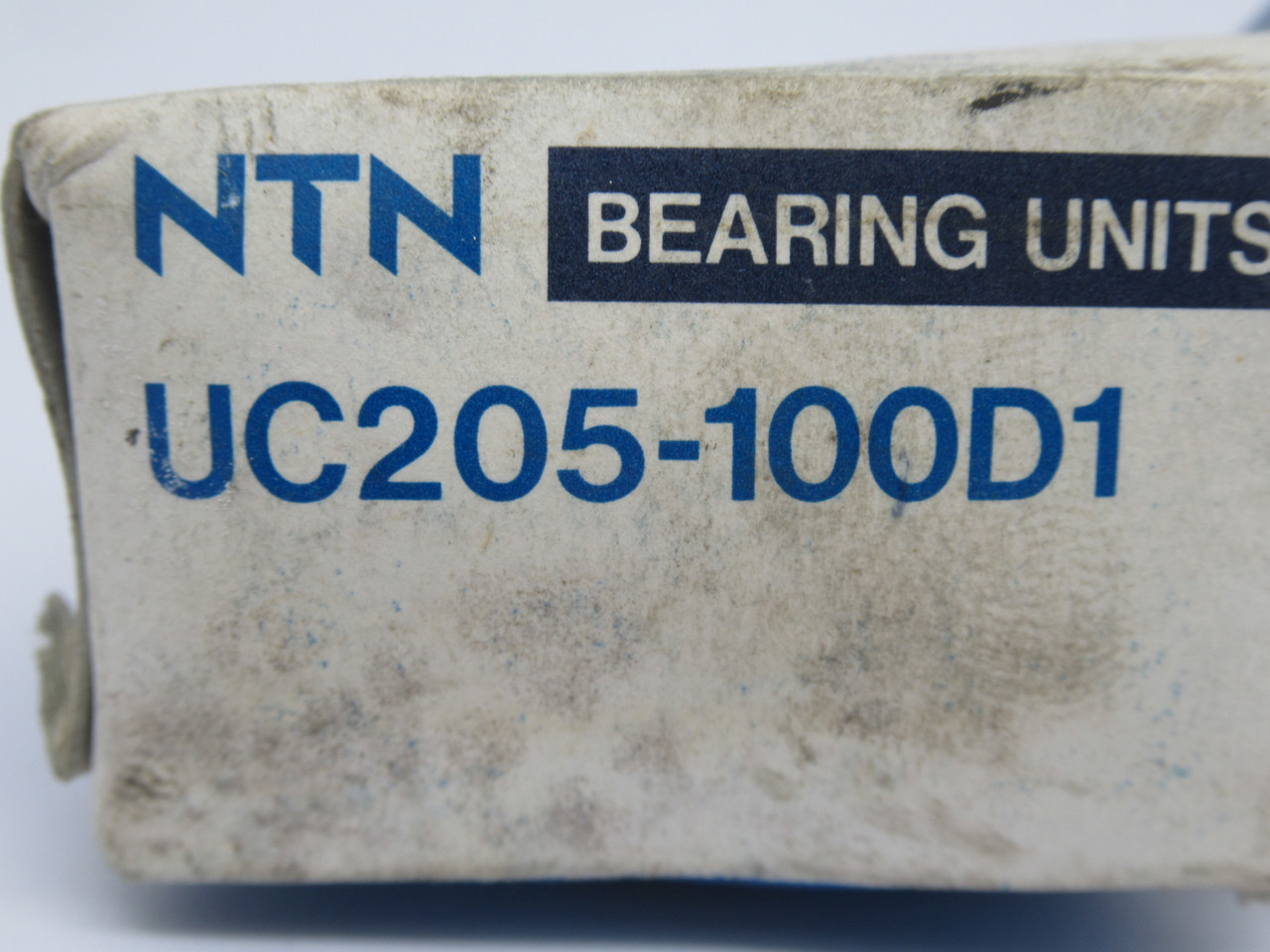NTN UC205-100D1 Ball Insert Bearing 1" ID x 2.047" OD *DAMAGED BOX* NEW