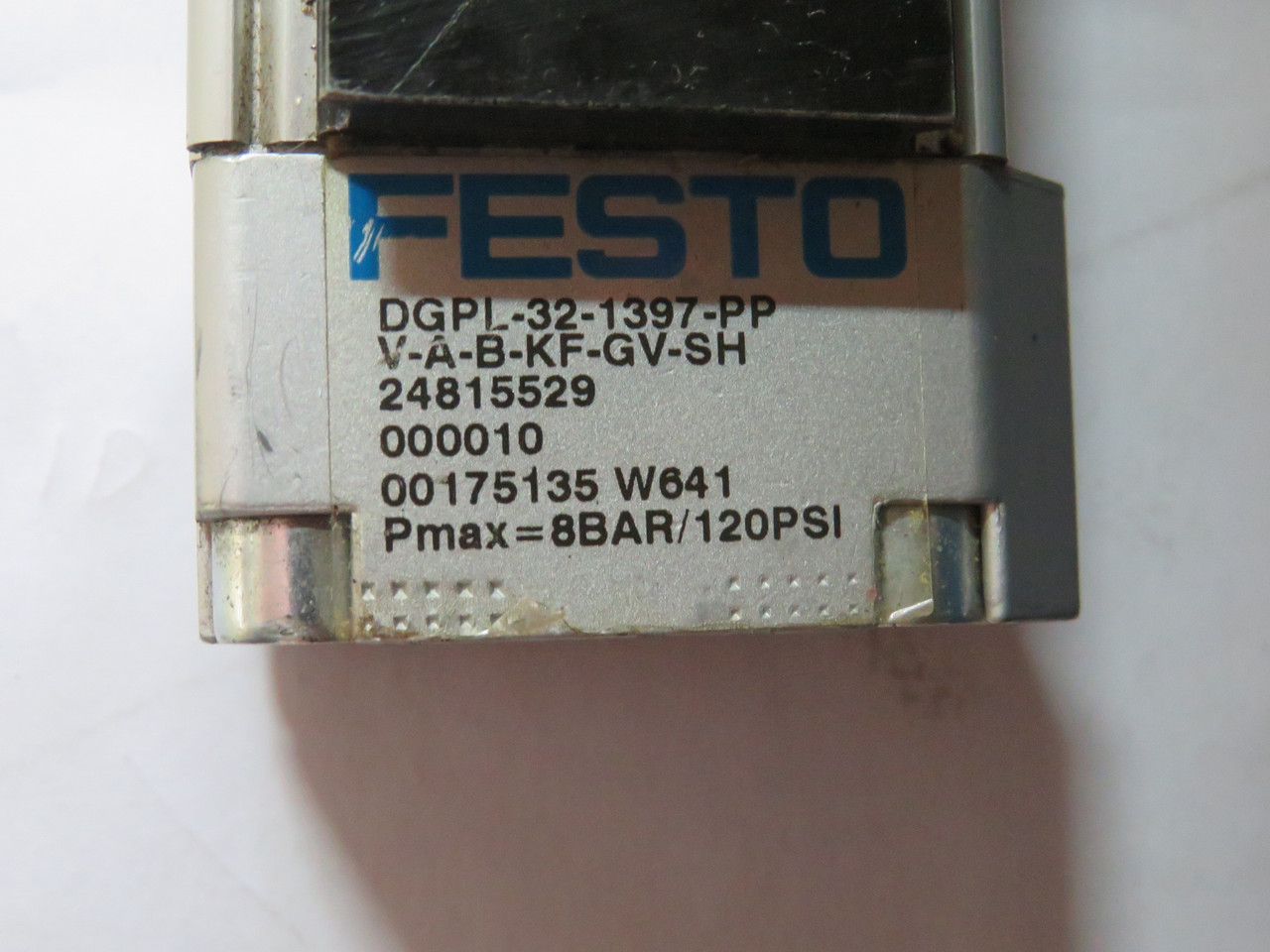 Festo 24815529 DGPL-32-1397-PP-V-A-B-KF-GV-SH Linear Actuator *COS DMG* USED