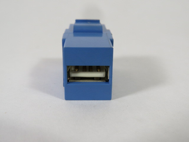 Hubbell SFUSBAAB Keystone USB Connector A to A Blue USED