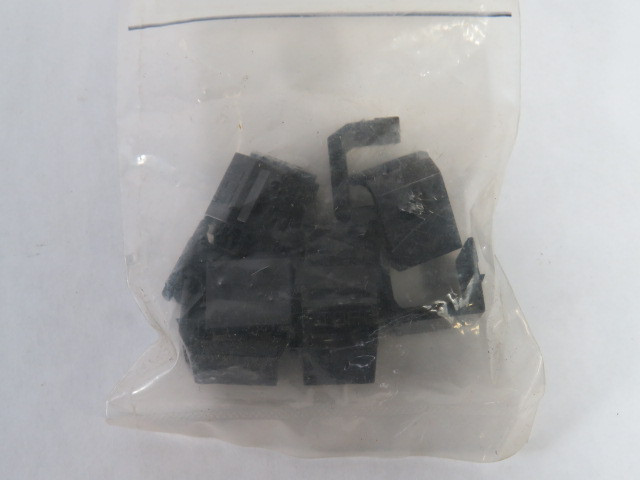 Hubbell SFSBBK10 (10-Pack) Snap-in Fitting Smooth Black ! NWB !