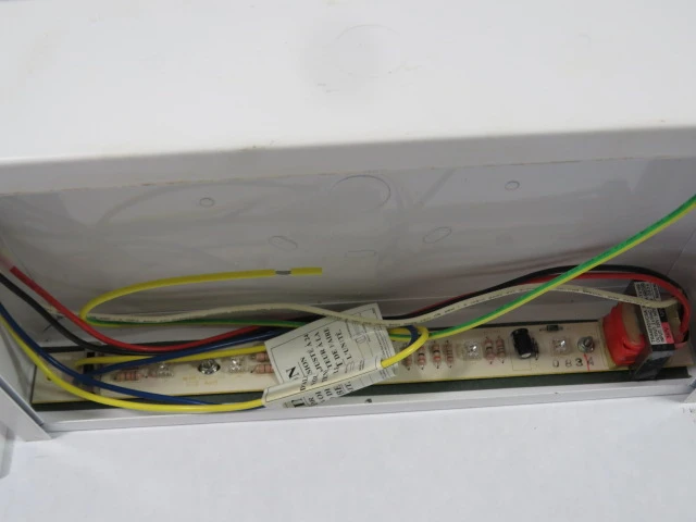 Stanpro SLEXSC0WH Steel Exit Sign 12"W7.75"HX2.25"D 120/347VAC 1.9W NOP