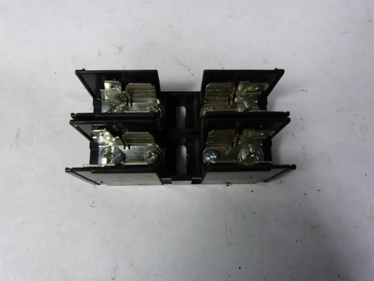 Littlefuse L60030M-2SQ Fuse Block 600V 30A 2P USED