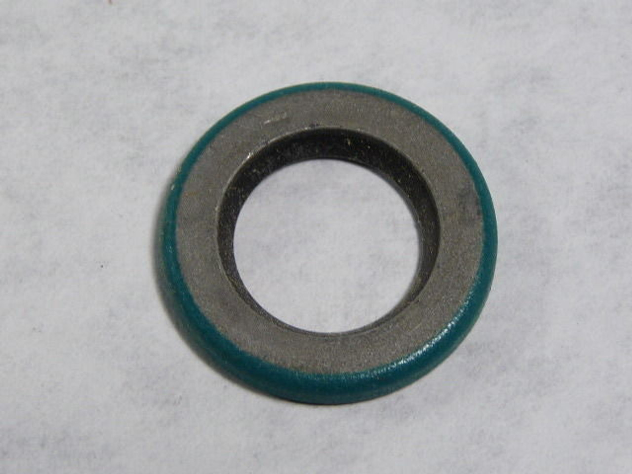 Chicago Rawhide 6152 Oil Seal 5/8" x 1" x 1/8" ! NEW !