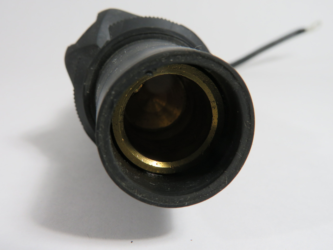 Hubbell HBL300FBK Single-Pole Connector Plug 400A 600V AC 250V DC USED