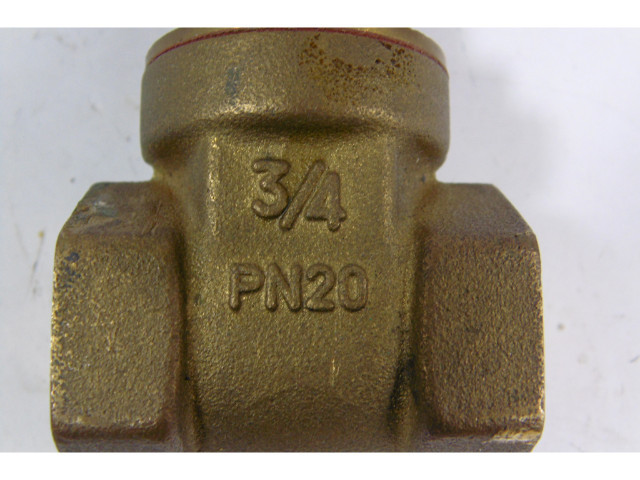 Generic PN20 3/4" Brass Gate Valve USED