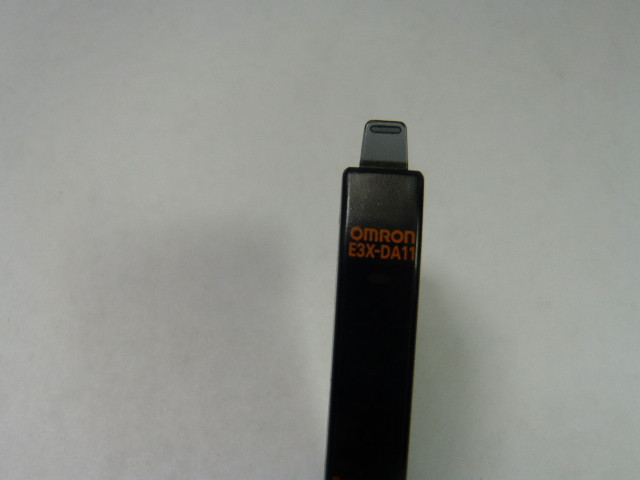 Omron E3X-DA11 Photoelectric Sensor Red LED 2M USED