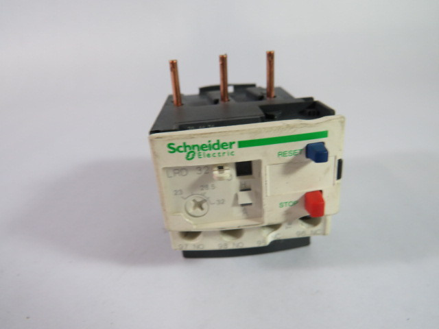 Schneider Electric LRD-32 Bimetallic Overload Relay 600V 32A USED
