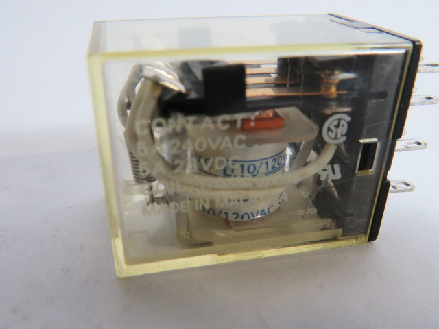 Omron MY4-AC110/120 Relay 110/120VAC 5A 240VAC USED