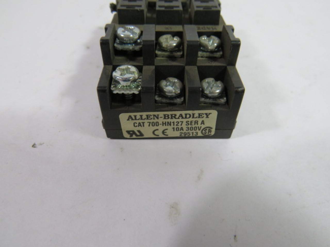 Allen-Bradley 700-HN127 Series A Relay Socket 15A 11Pin 300V USED