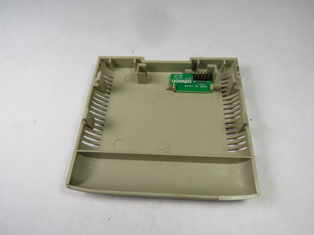 Omron CN401 Power Supply End Plate USED
