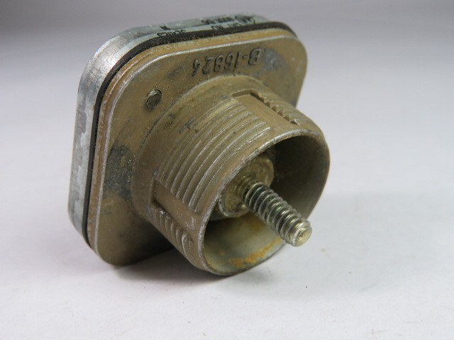 Allen-Bradley 800T-DX Series N Momentary Contact Push Button No Cap USED