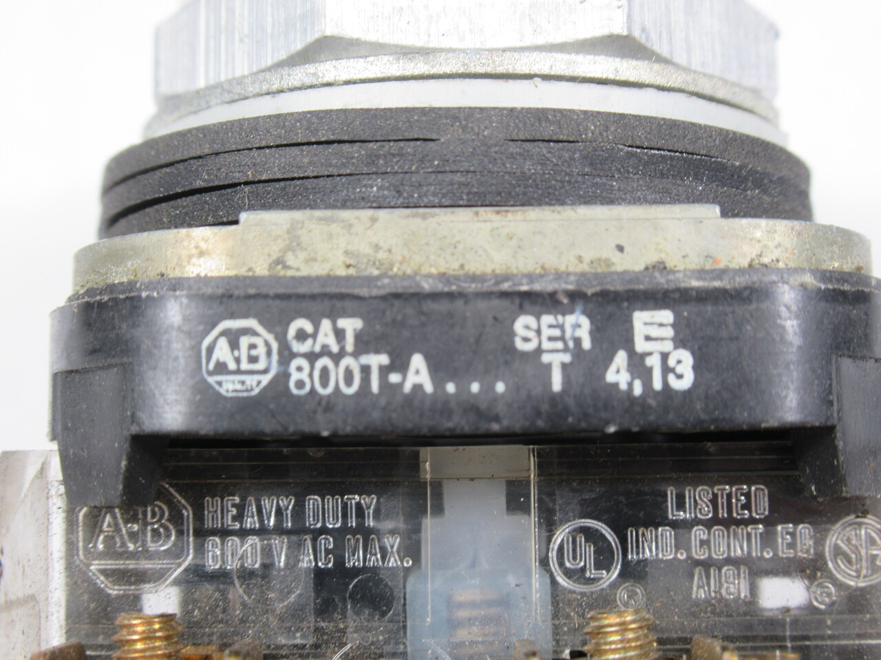 Allen-Bradley 800T-A2D4 Series T Push Button 1NCLB Black Flush Head USED