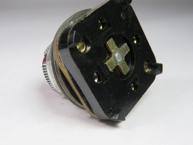 Allen-Bradley 800T-KA6 Selector Push Button Red No Contacts USED