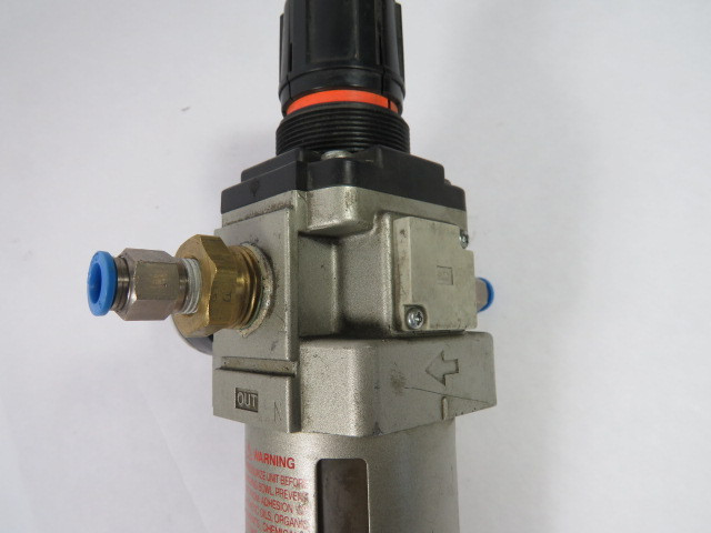 SMC AW40-N04H-Z Modular Filter Regulator w/ Gauge 1/2"NPT 125PSI 5um USED