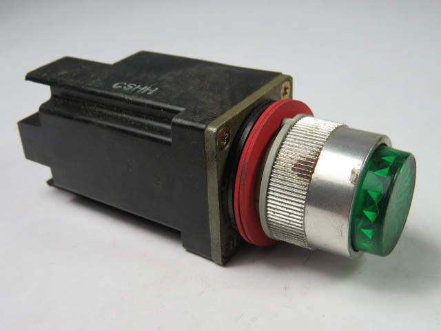 Allen-Bradley 800MR-P16G IEC Pilot Light 120VAC 50/60Hz Green Lens USED