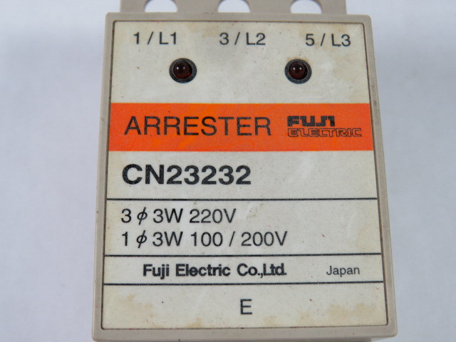 Fuji Electric CN23232 Arrester Surge Protector 3P 3W 220V 1P 3W 100/200V USED