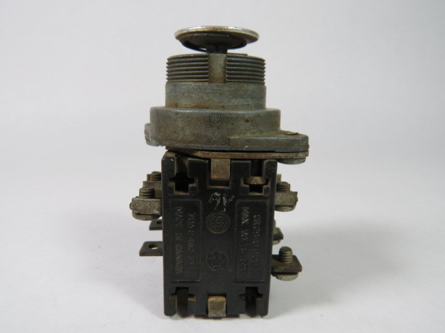 General Electric CR2940UA403A Push Button 2NO2NC Natural Standard Button USED