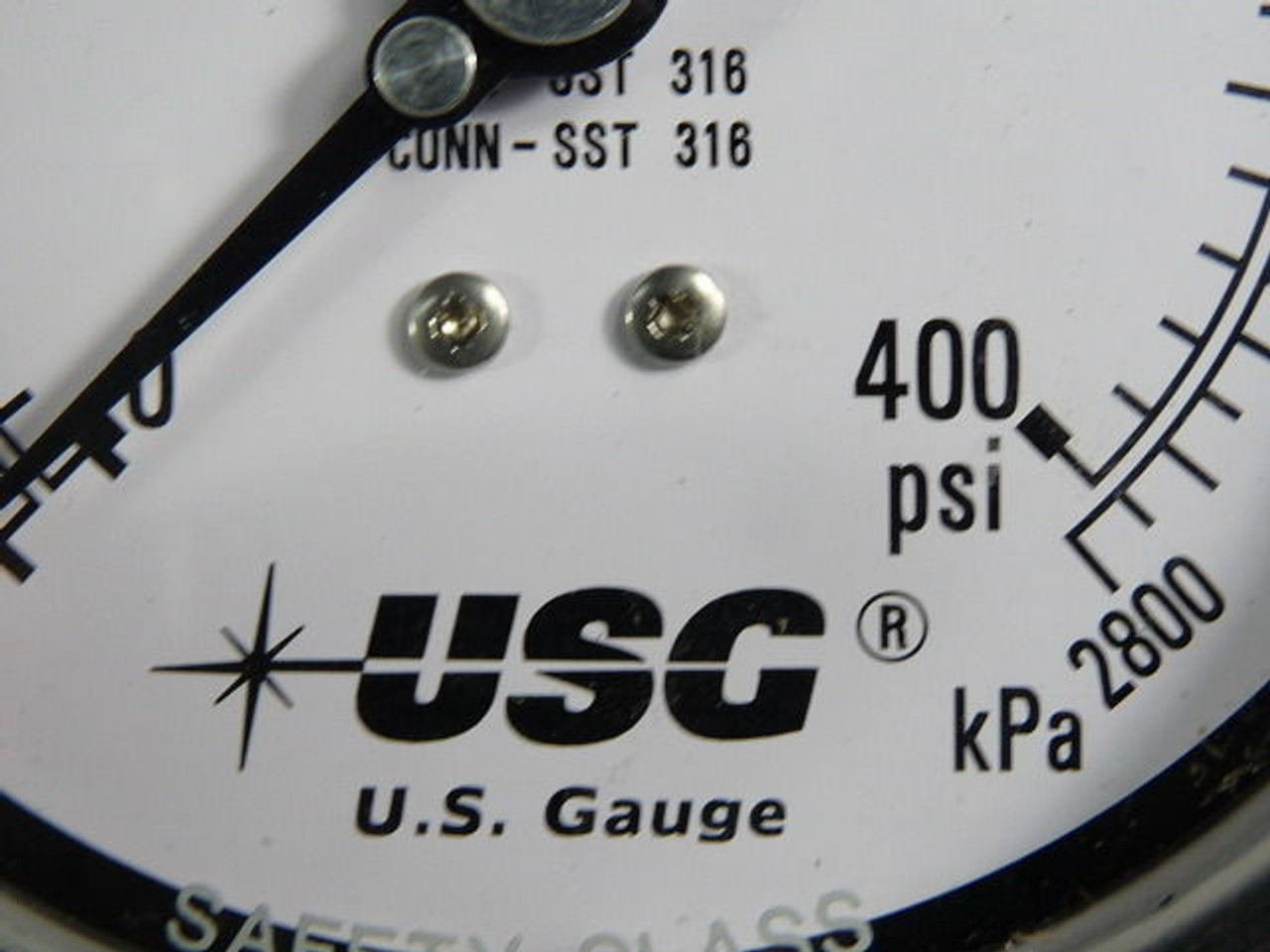 Ametek US Gauge 656642CA3CD3A00 Dry Pressure Gauge 0-400 PSI/KPA ! NEW !