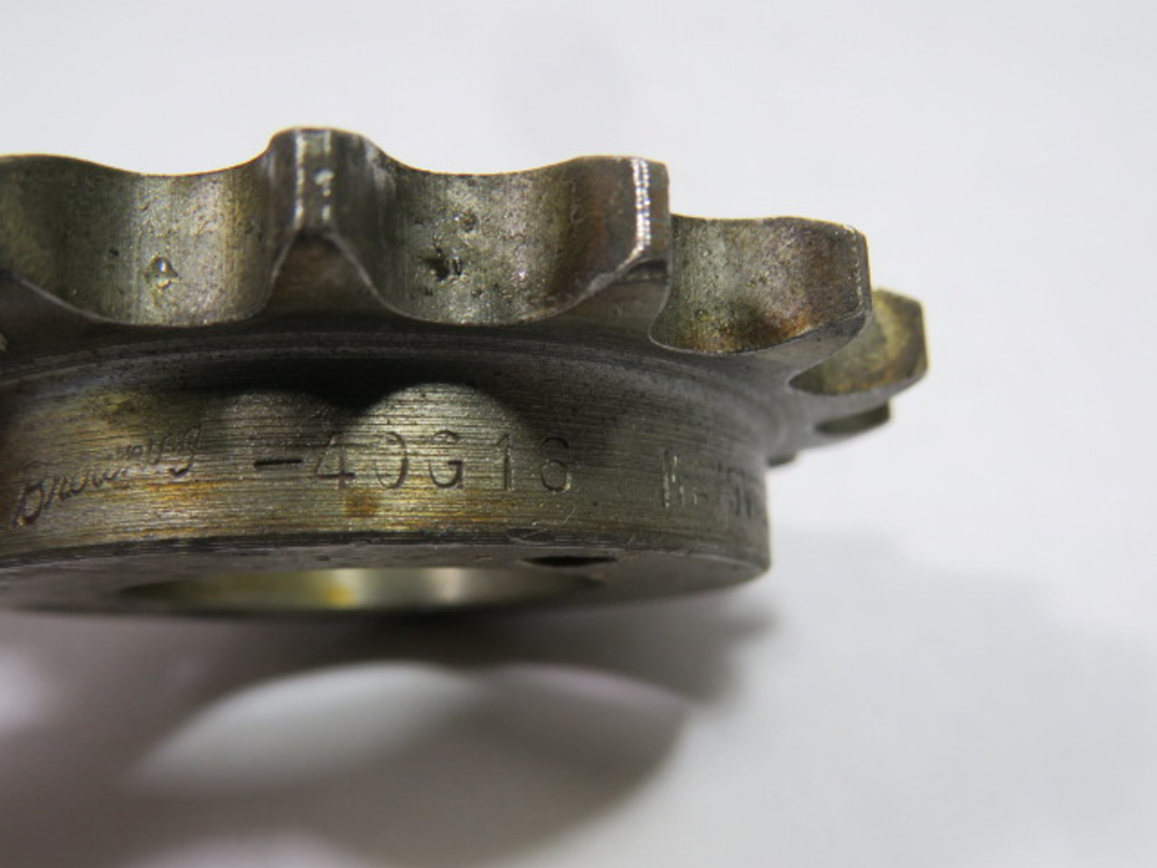 Browning 40G16-1-1/4 Roller Chain Sprocket 1-1/4" Bore 16 Teeth USED
