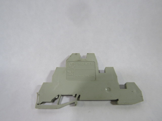 Allen-Bradley 1492-WTF3 Grey 3 Circuit Terminal Block 10A 300VAC/DC USED