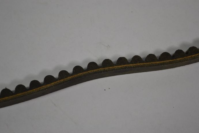 Caterpillar 9L-1130 Cogged Belt 0.5x67.01" ! NOP !