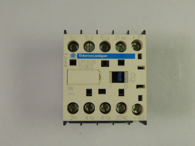Telemecanique LP1-K0901-BD3 Contactor 24VDC 9A 1NC USED
