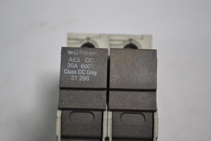 Wohner 31296 AES CC Fuse Holder 30A 600V 2-Pole USED