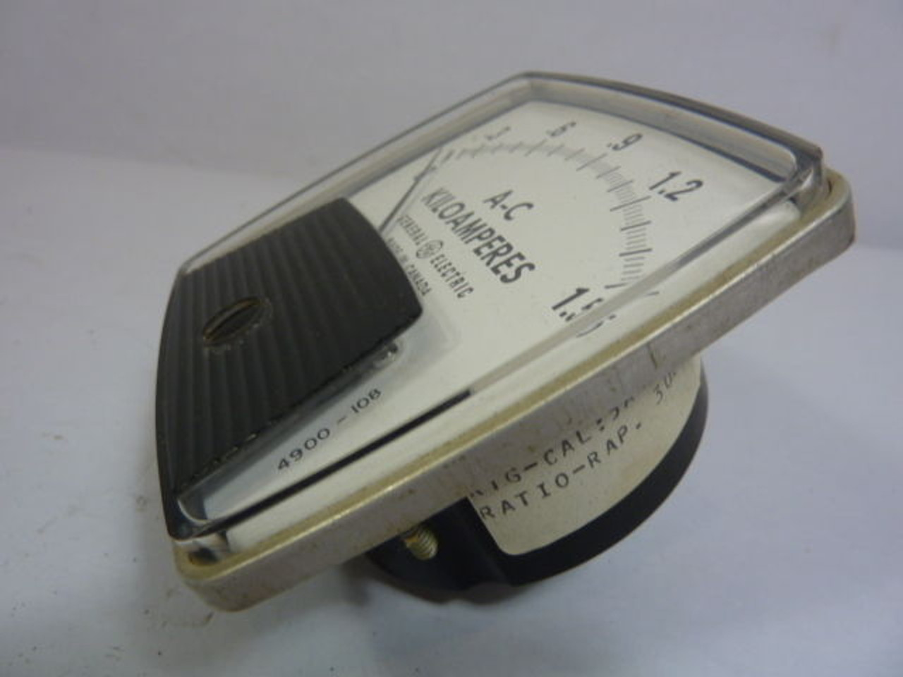 General Electric GE L543 (LSVC) AC Panel Mount Meter 5A 300/1 ! NEW !