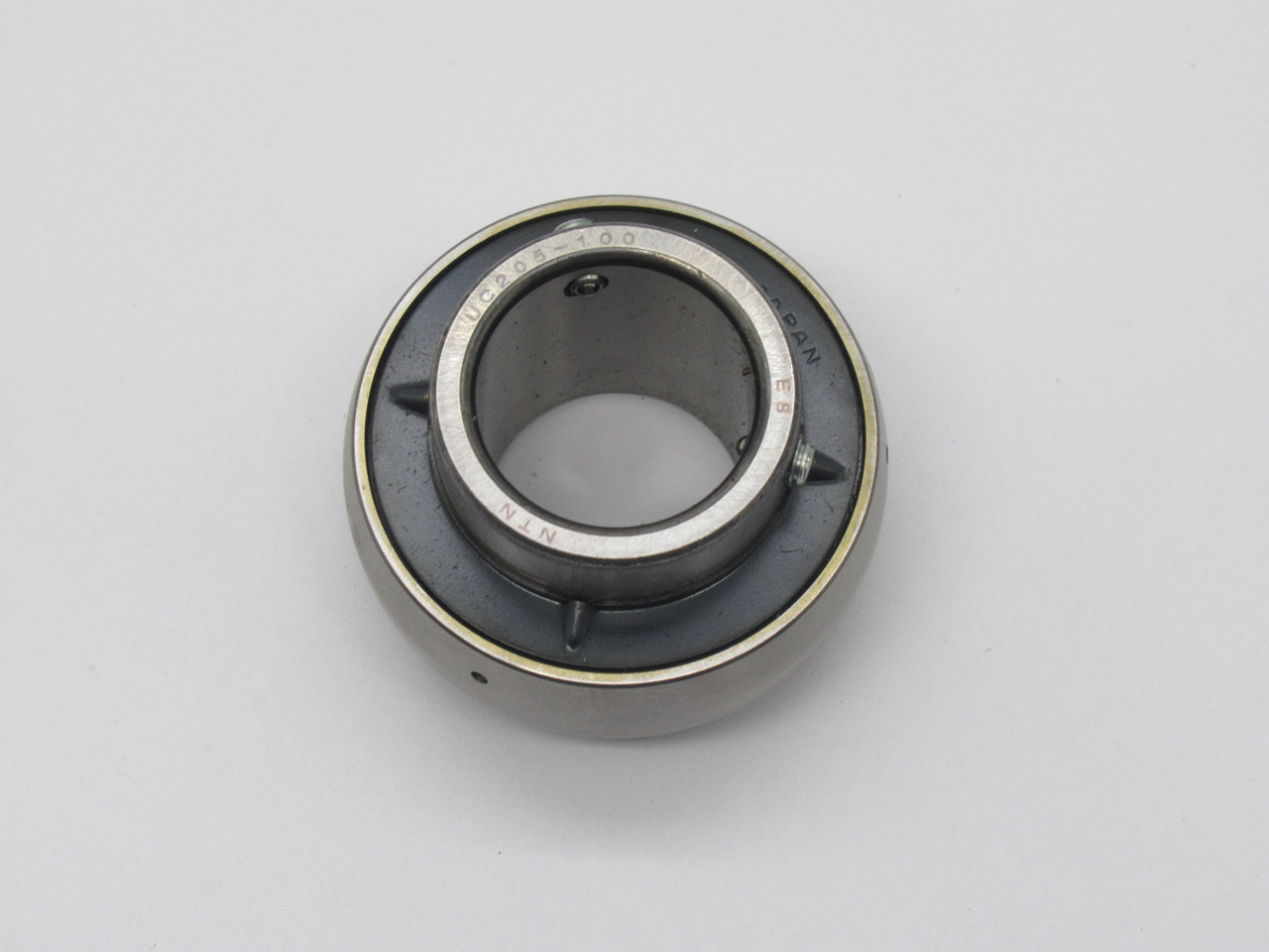 NTN UC205-100D1 Ball Insert Bearing w/ Set Screw 1" ID x 2.047" OD NOP
